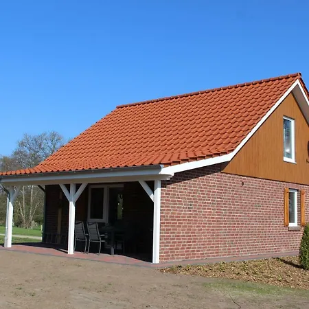 Ferienhausgebiet * Oberlangen